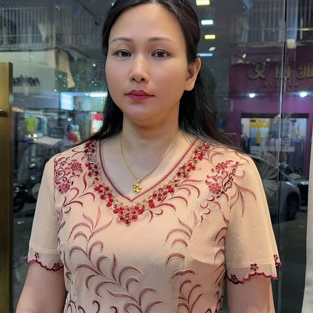 杏色知性风温柔V领套头大摆A字连衣裙时髦气质