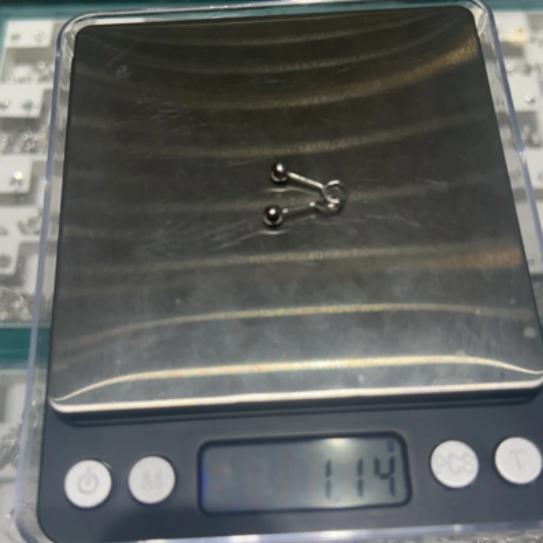 【中国珠宝】PT950 铂金耳钉