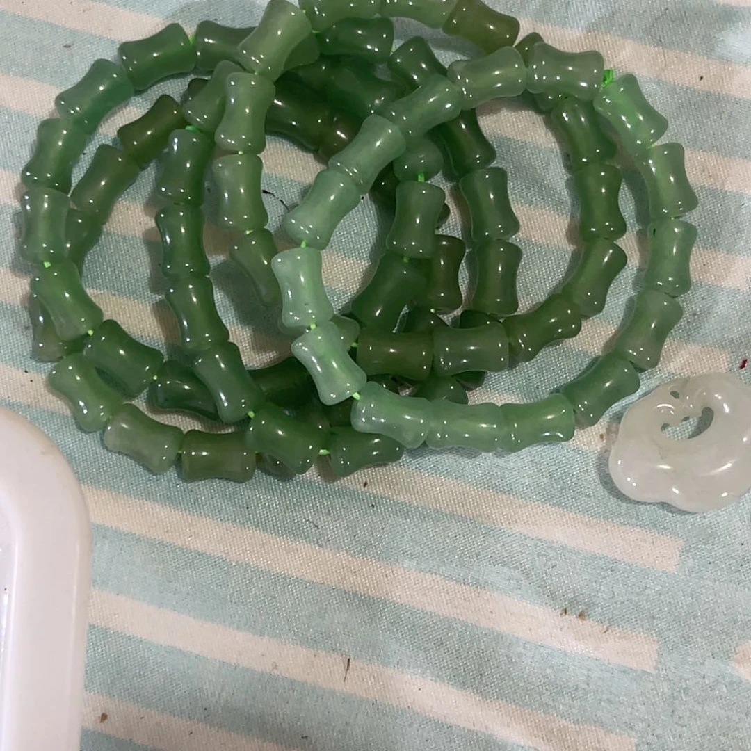 石英质玉手链未镶嵌