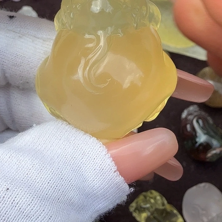 ****莹车挂未镶嵌水晶水晶