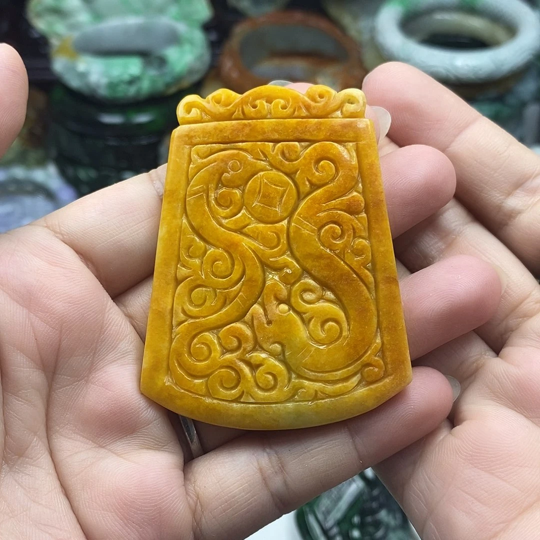 颈饰未镶嵌翡翠黄****聊牌子