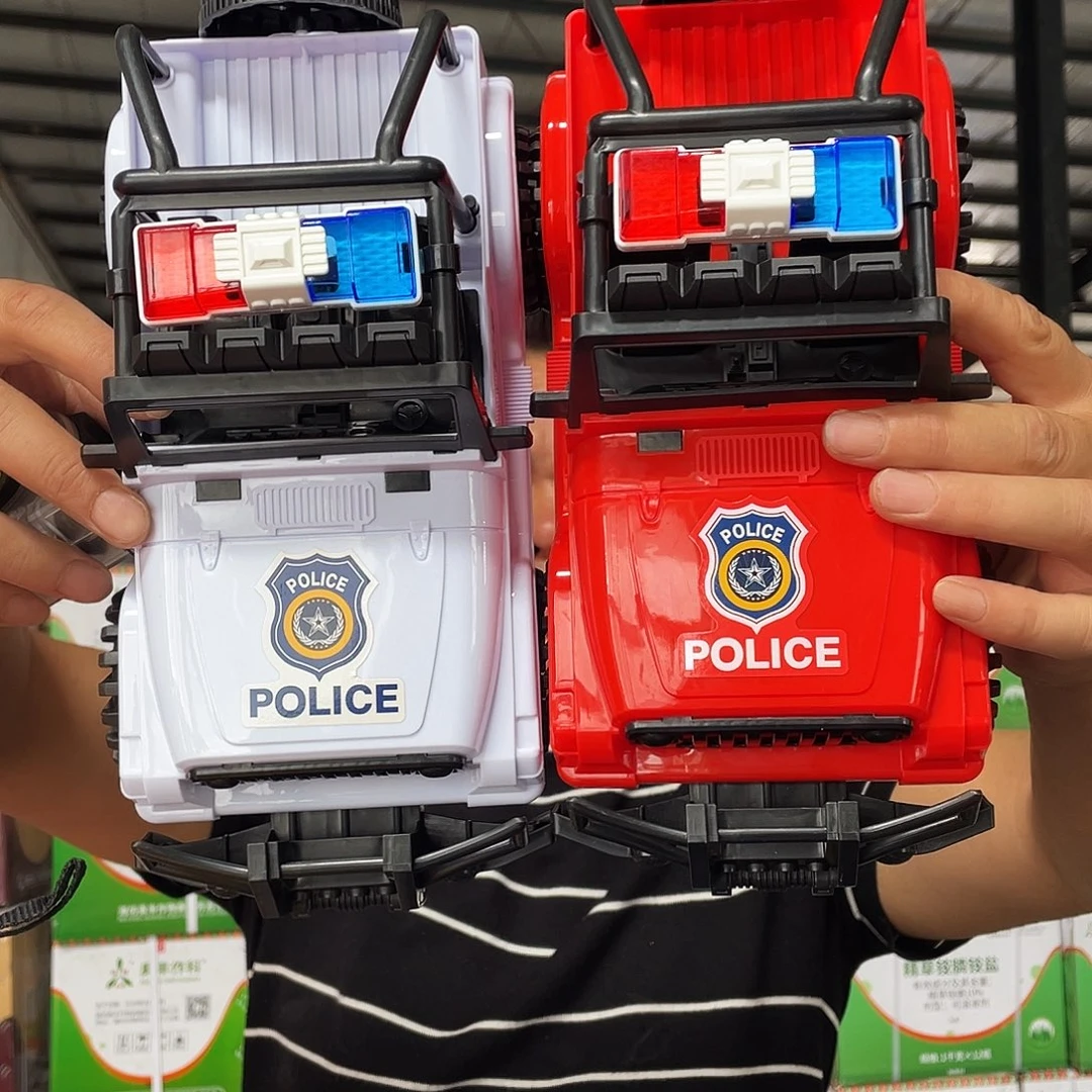 只发新疆白➕红警车