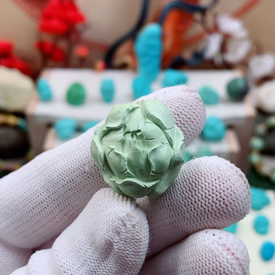 绿松石未镶嵌珠宝奇石