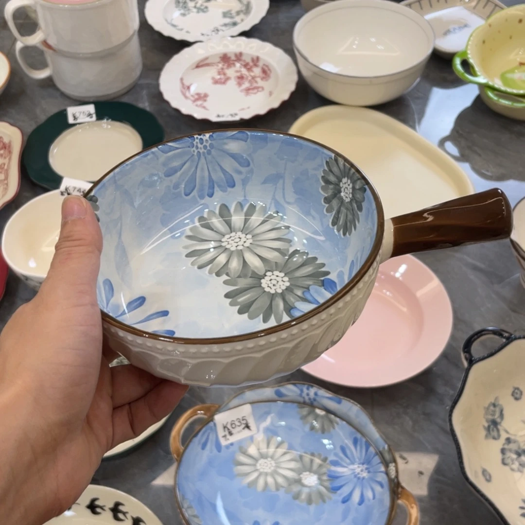 陶瓷微瑕餐具介意勿拍，满18飞！
