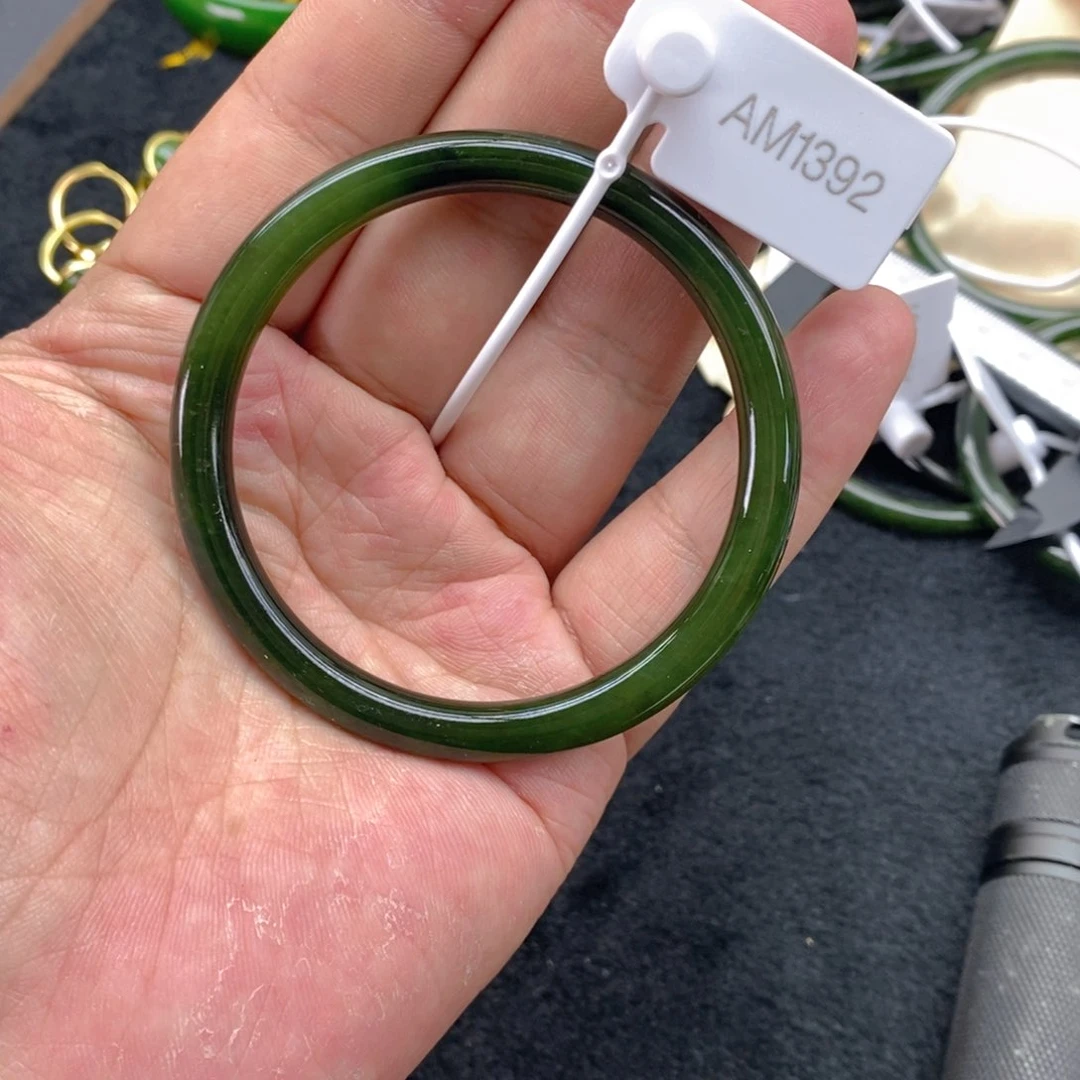 和田玉（碧玉）手镯未镶嵌58