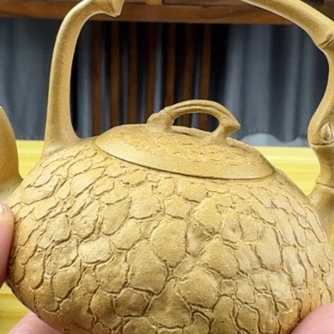 紫砂茶壶密密麻麻