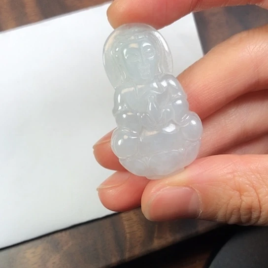 翡翠未镶嵌颈饰缅甸A货，每天下午1点半开播