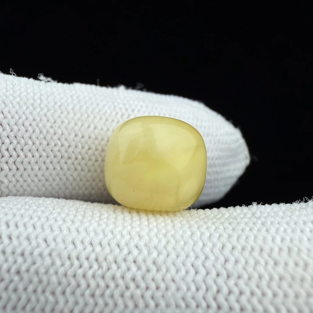 D1126天然原矿蜜蜡微瑕墩子12.2*10.5mm支持复检假一罚十