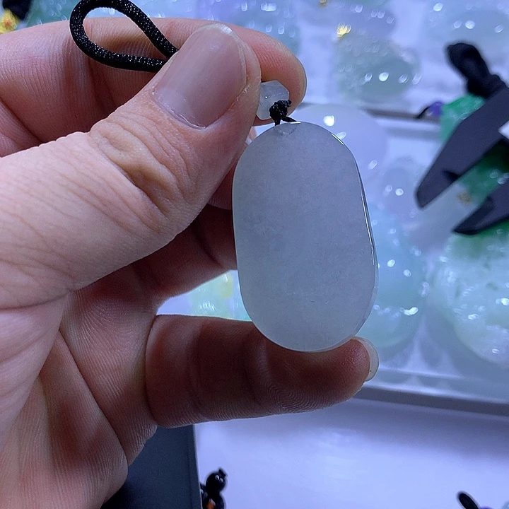 颈饰未镶嵌翡翠天然翡翠A货吊坠