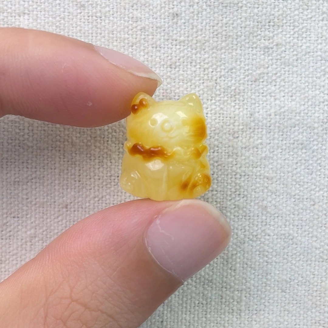 琥珀未镶嵌珠宝奇石猫咪