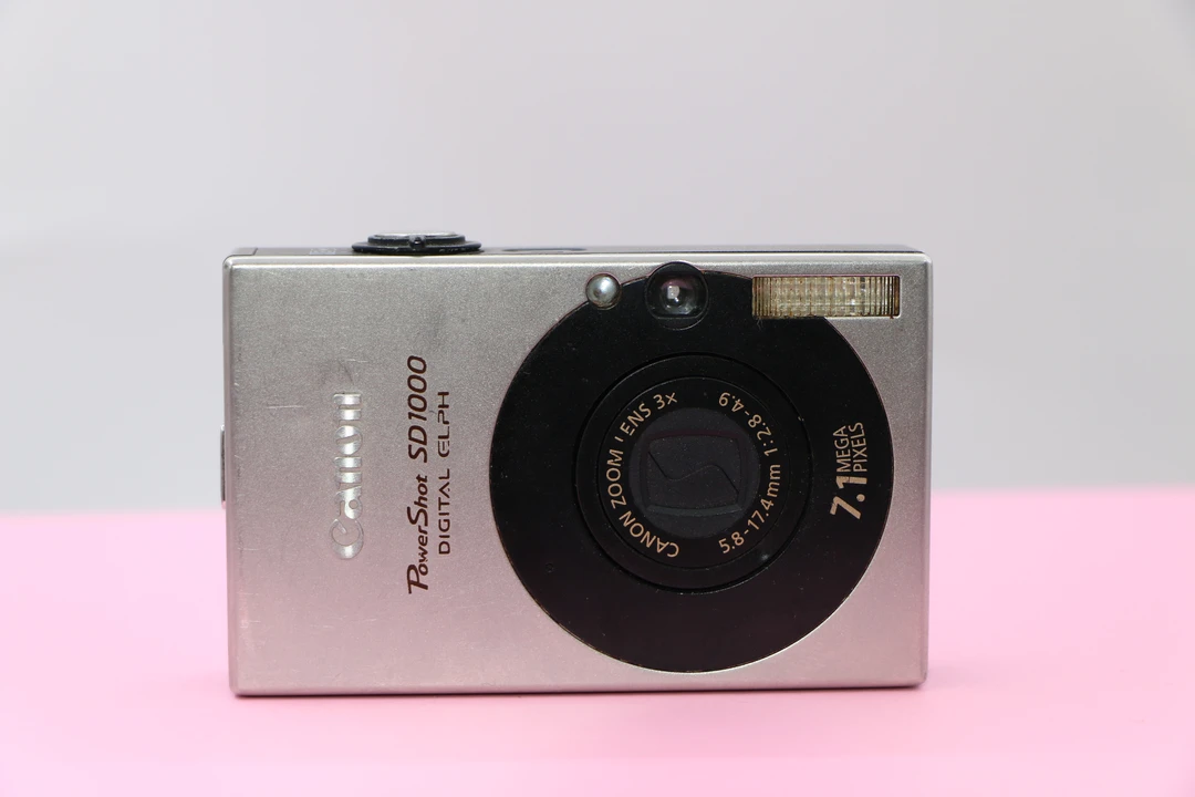 95新 Canon/佳能 ixus70 710万像素3倍光学变焦 非质量问题不退换