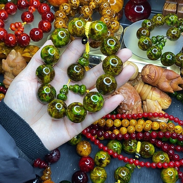 松木琥珀木文玩手串