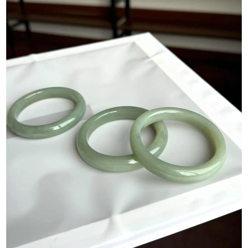 雪域精灵·雾霭蓝且末蓝和田玉手镯（多样性发其一）