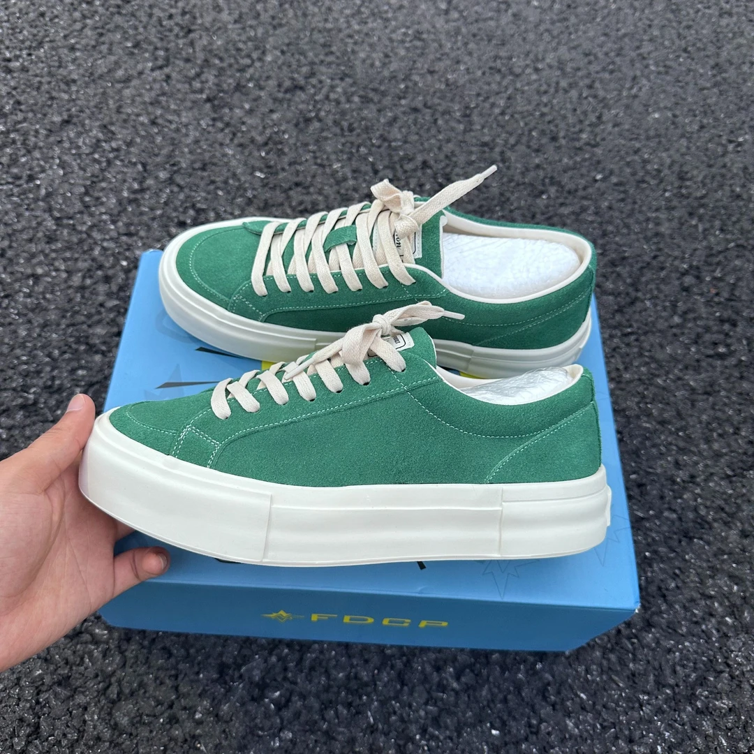 百搭旅游鞋男女板鞋推荐小众设计时尚百搭复古反绒皮板鞋