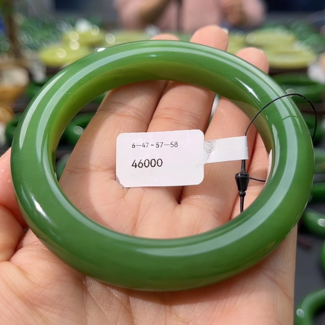 和田玉（碧玉）手镯未镶嵌