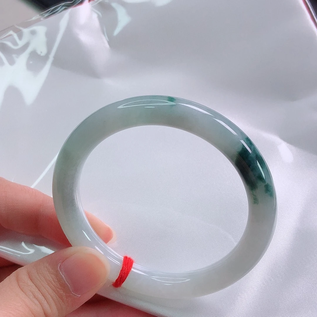 翡翠手镯未镶嵌52圆条