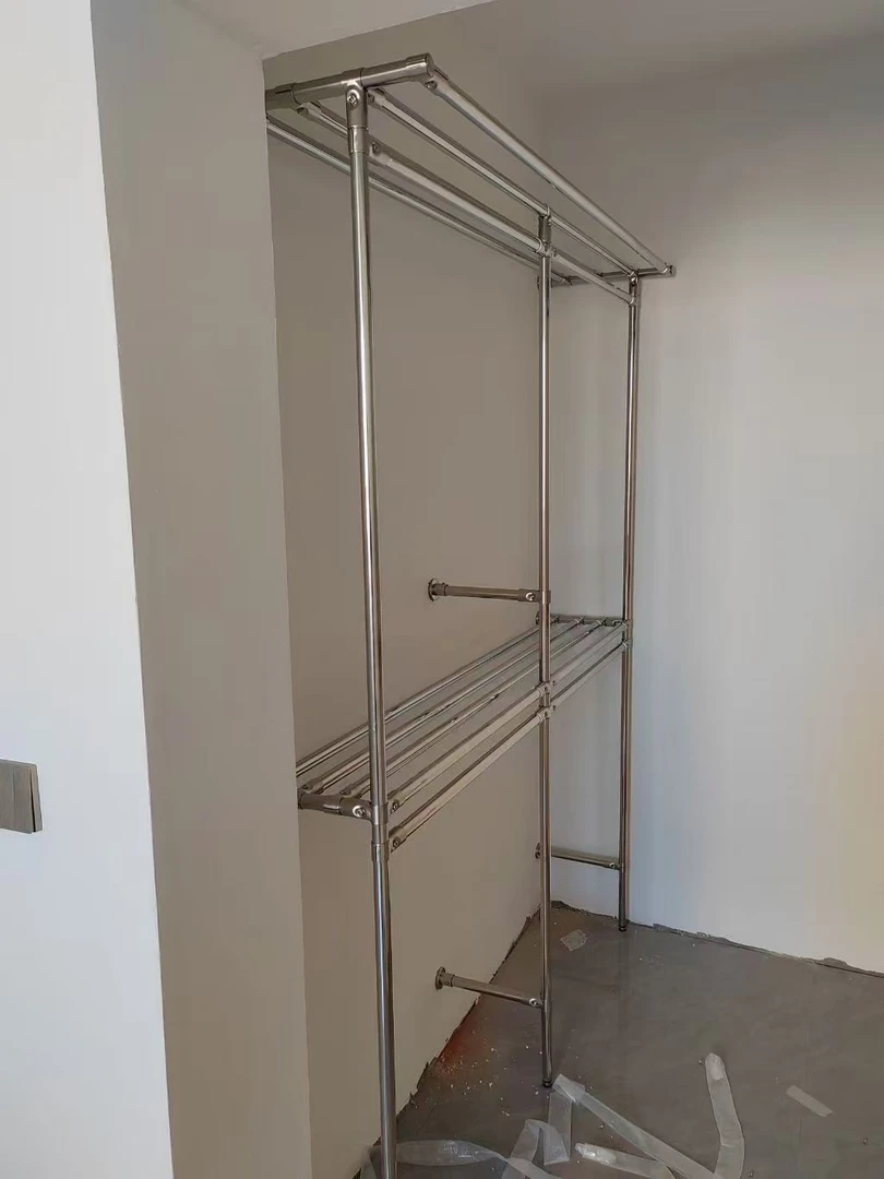 打孔钉墙不锈钢衣柜架 简易衣柜架 上中带层架 定制尺寸