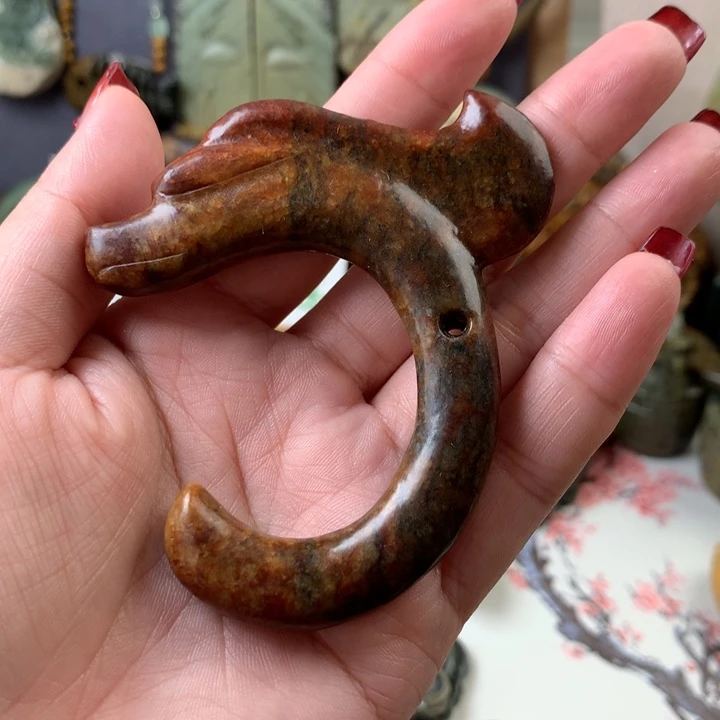 岫岩河磨玉（透闪石质玉）挂件未镶嵌