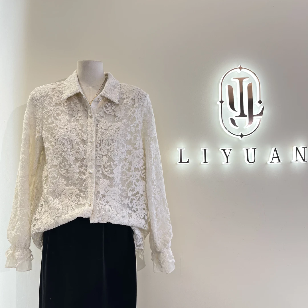 李园家1号店-96712-翻领钉珠减龄百搭单排扣衬衫