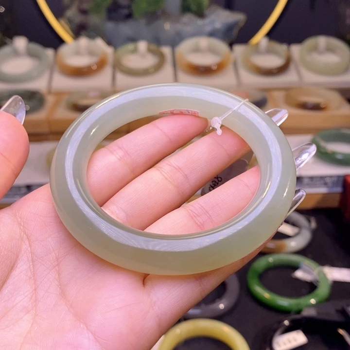 和田玉未镶嵌珠宝奇石56