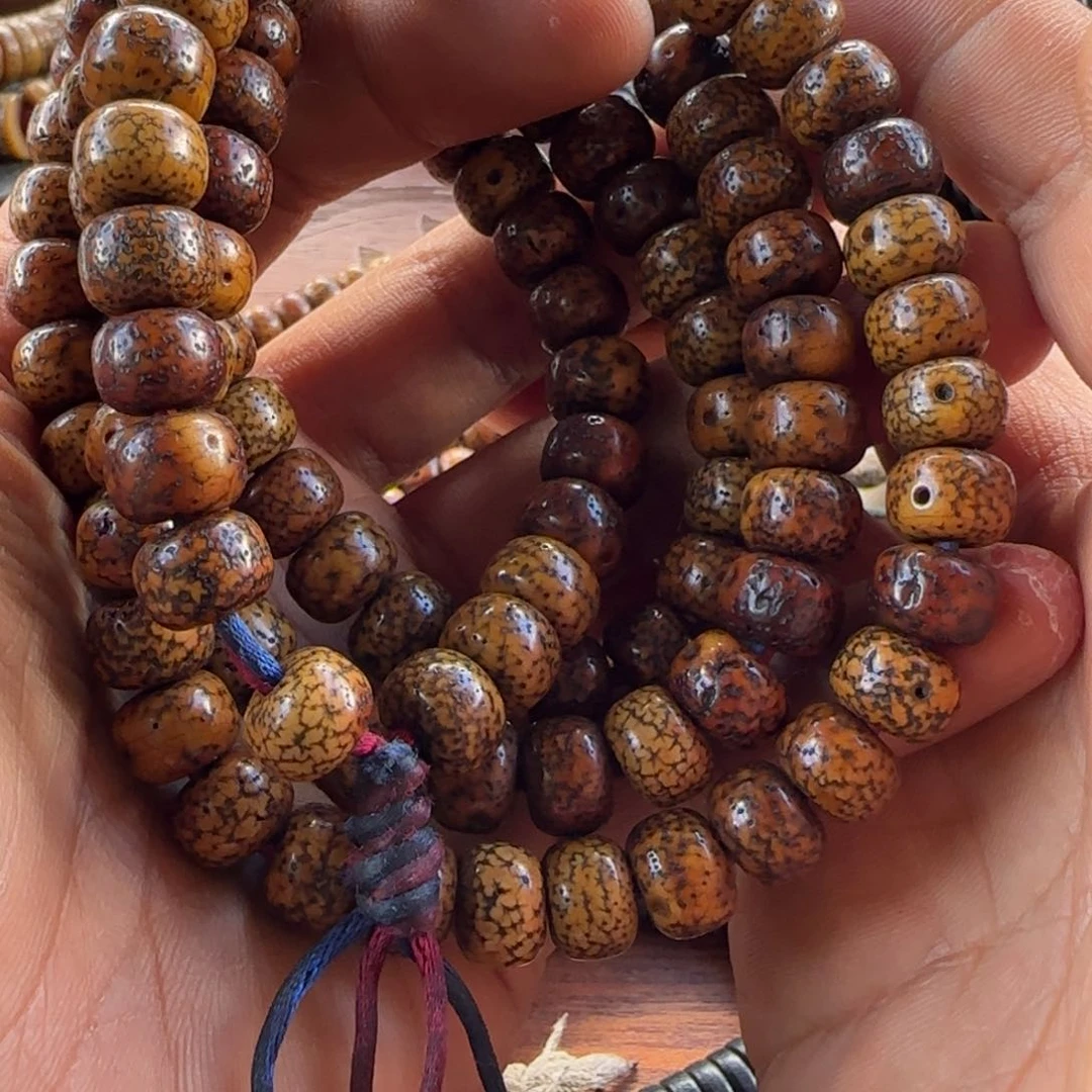 柏香籽/百香籽吊坠匪**思藏弟出品，菩提78