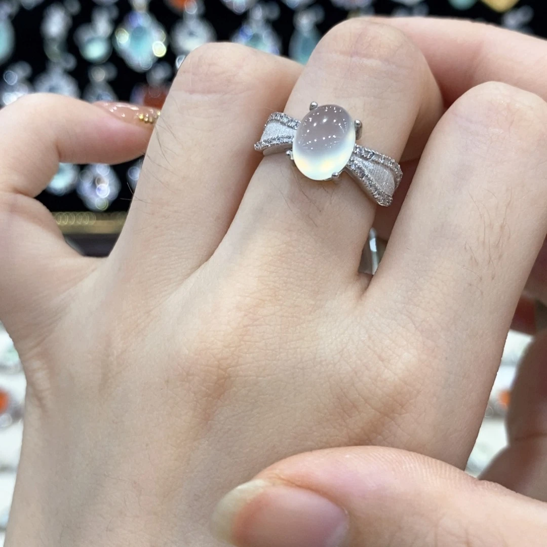 银S925镶嵌蛇纹石玉戒指