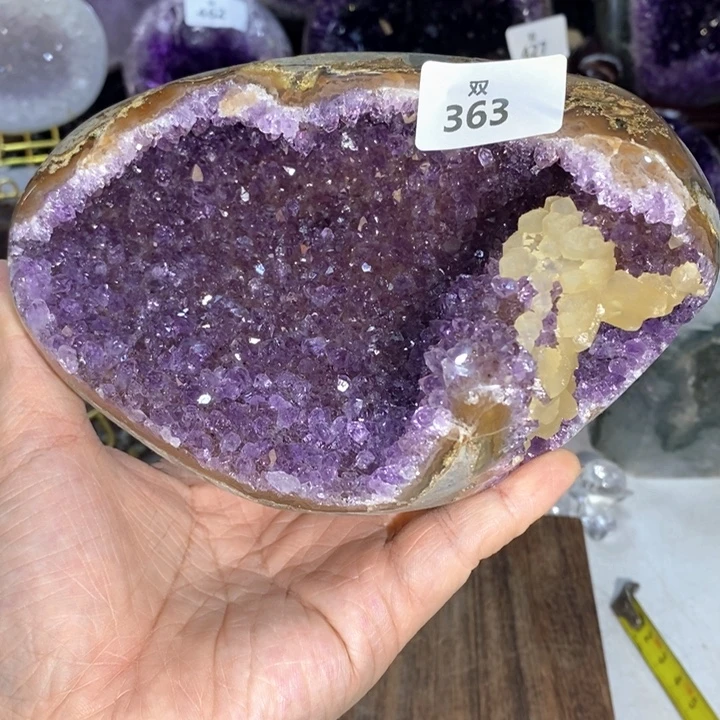 未镶嵌大型摆件（非配饰）水晶方解石
