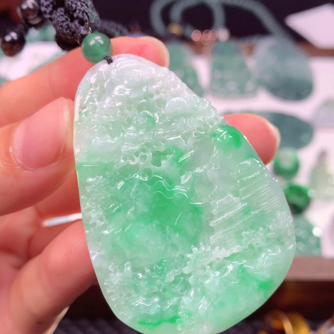 颈饰未镶嵌翡翠翡翠