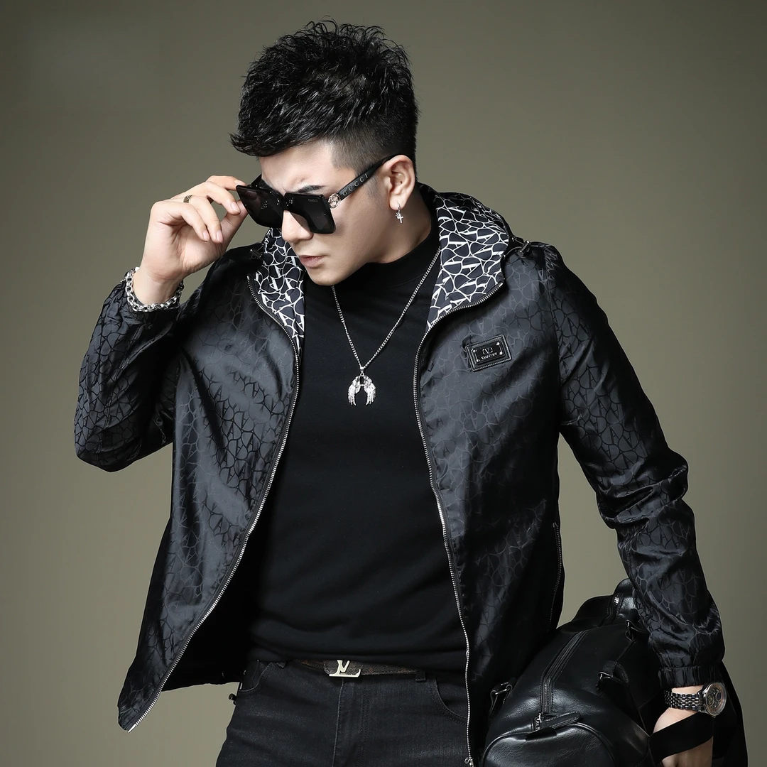 高端新款潮流时尚徽章连帽夹克男秋冬季高端潮牌男士休闲上衣外套