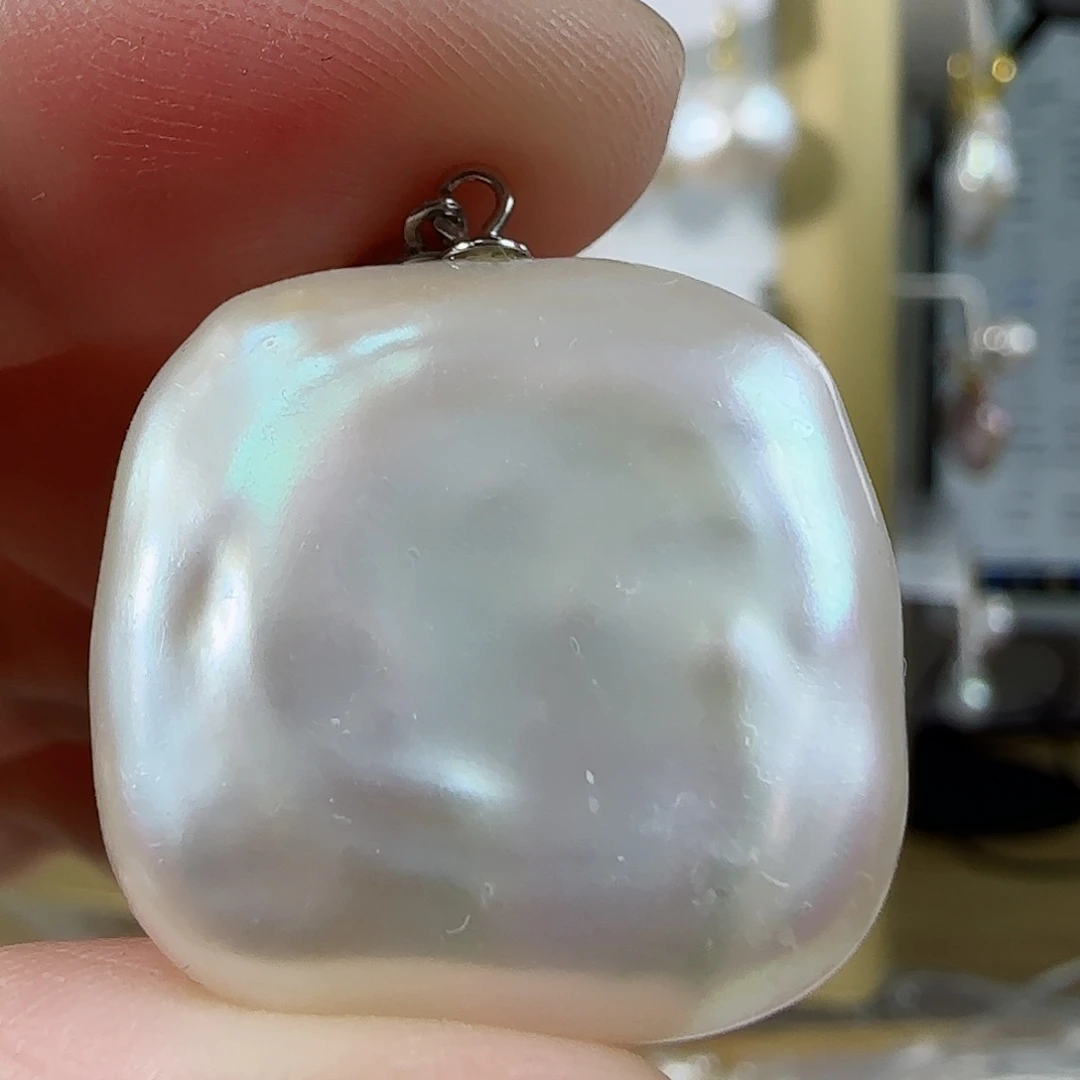 淡水珍珠吊坠（特价有瑕）银S925镶嵌