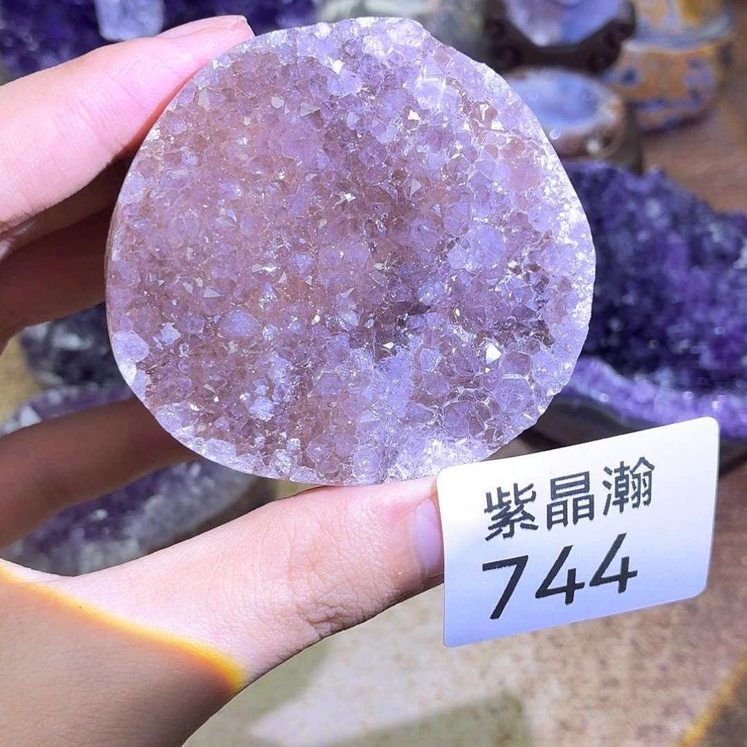 未镶嵌水晶大型摆件（非配饰）