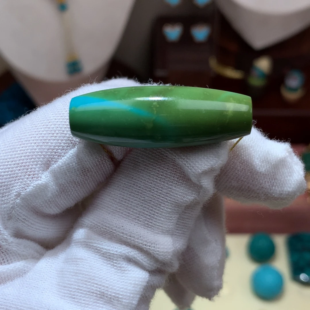 未镶嵌绿松石珠宝奇石