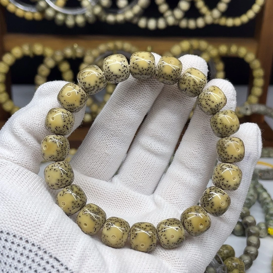 d***e星月菩提手串12-11，大眼睛