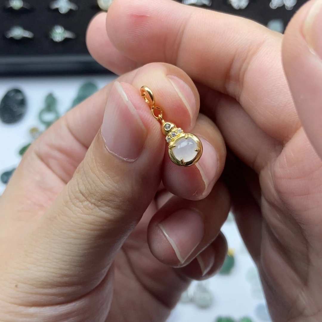 翡翠银S925镶嵌颈饰