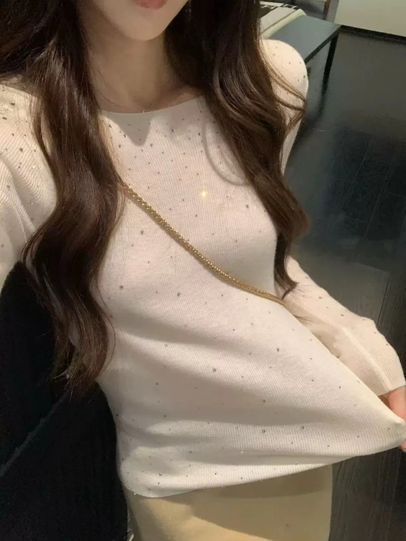 满目星辰~韩系纯欲风爆闪烫钻一字领针织上衣