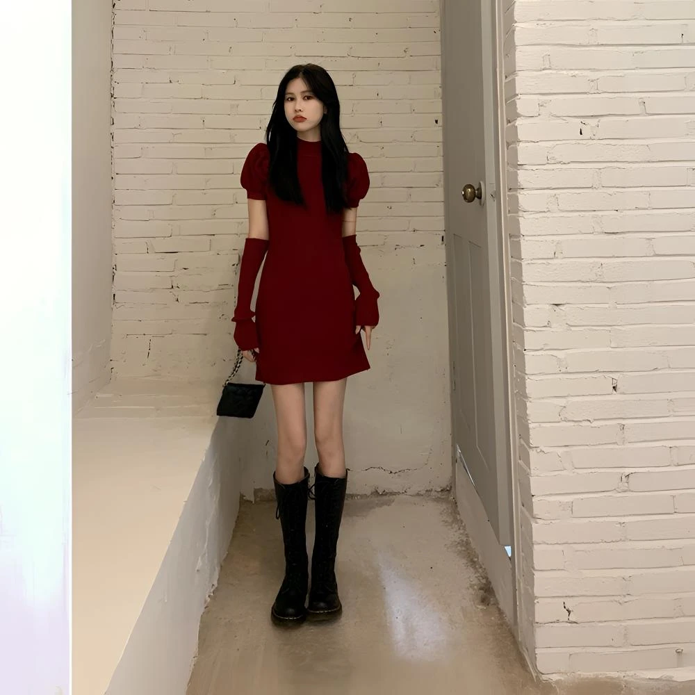 2025新款辣妹收腰性感包臀裙秋冬修身红色针织连衣裙子女装