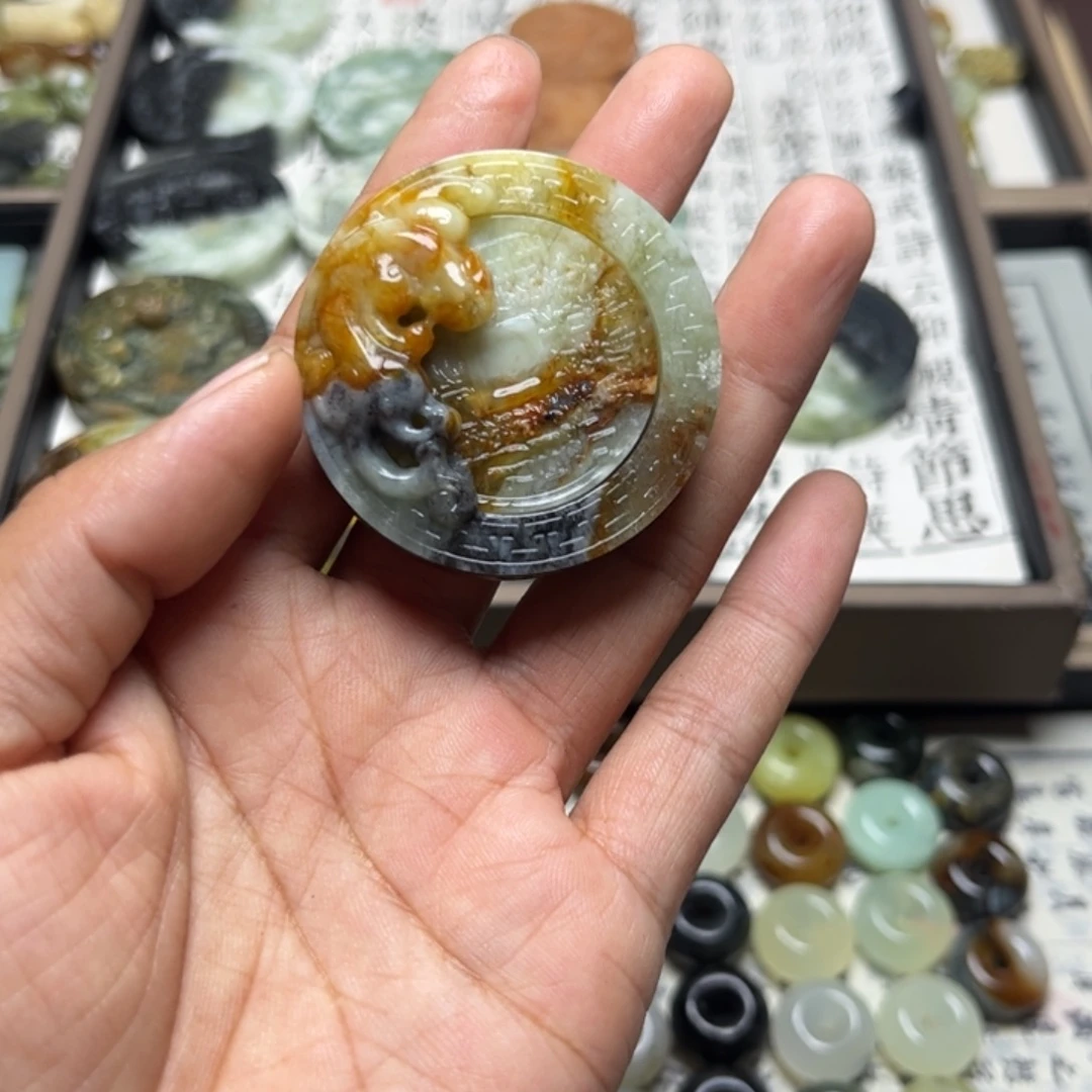 蛇纹石玉合金颈饰