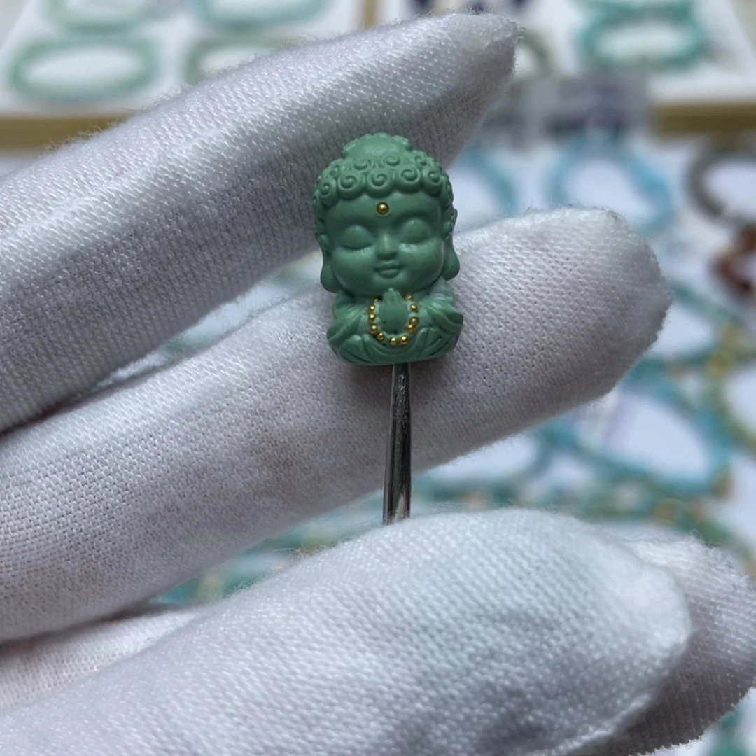 未镶嵌绿松石珠宝奇石