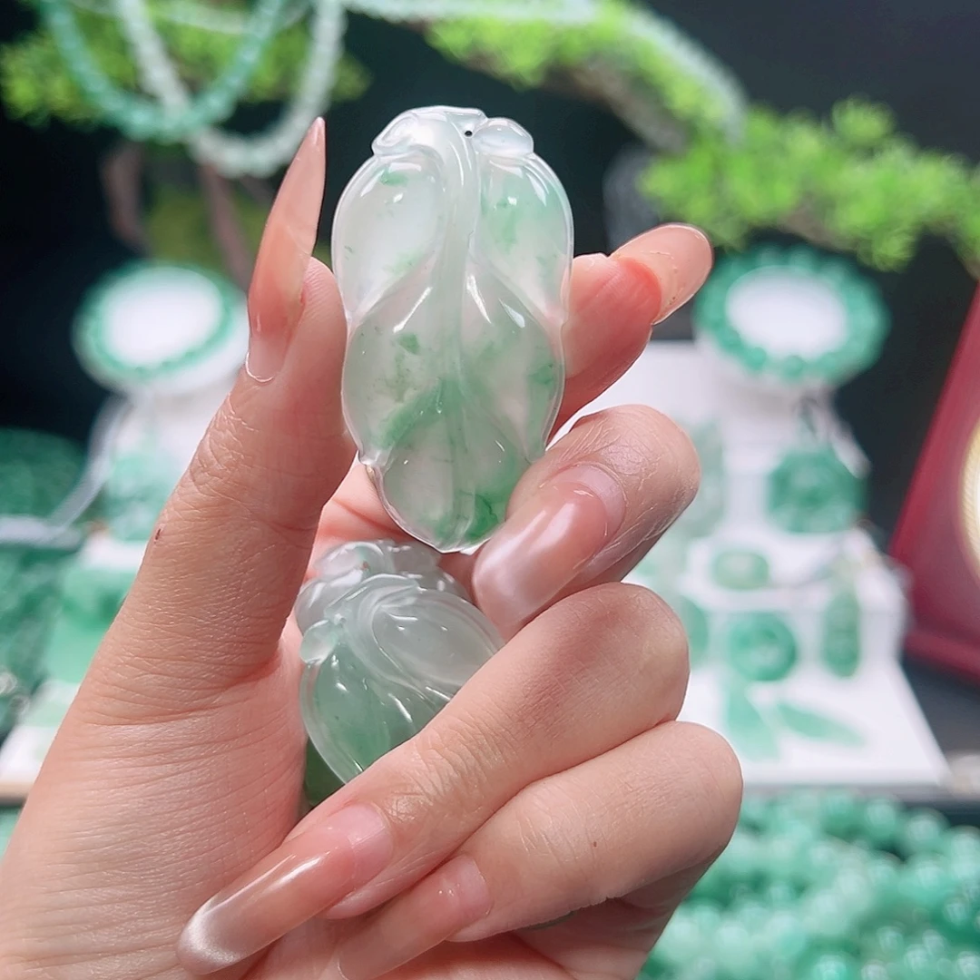 石英质玉（非洲翠）未镶嵌吊坠(赠链)
