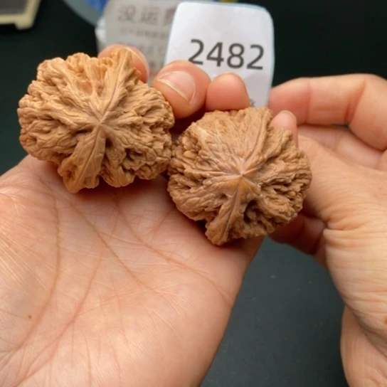 文玩核桃把件43.5大粗筋2482