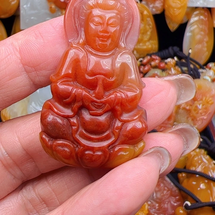 石英质玉（黄龙玉）合金颈饰