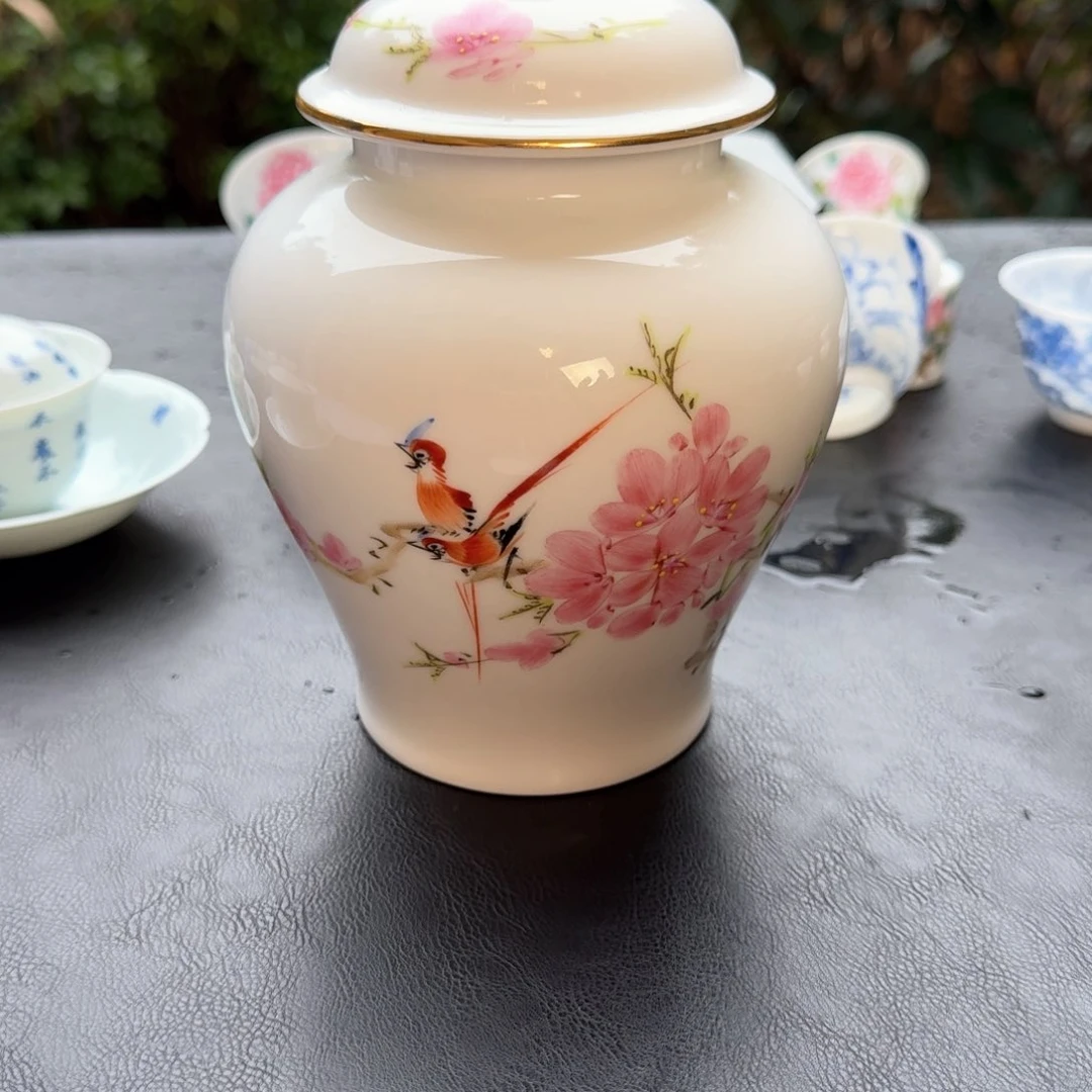 景德镇陶瓷艺术品