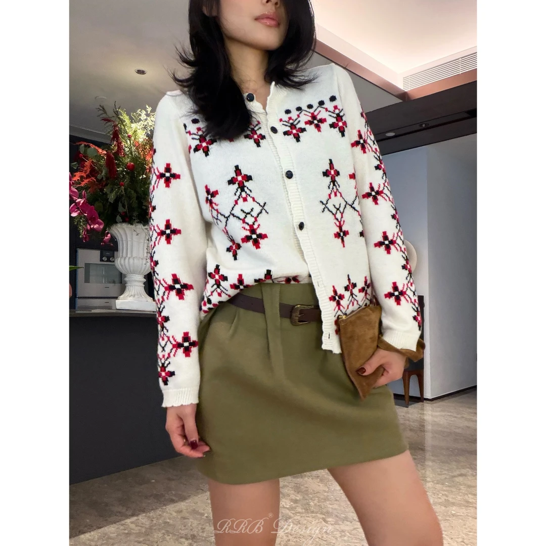 RRB Design 羊毛混纺复古花苞型重工配腰带百搭半裙