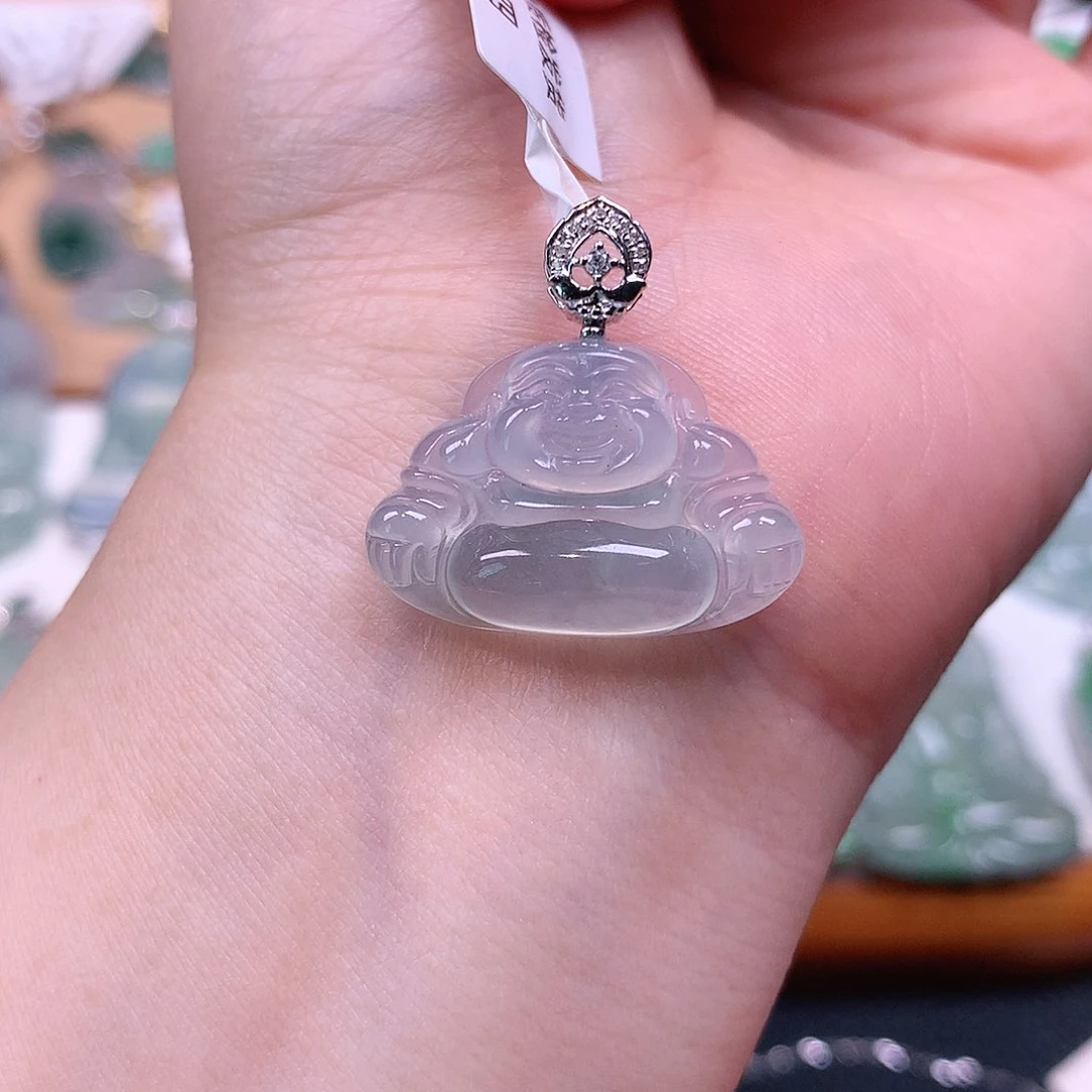 翡翠18K金镶嵌颈饰佛