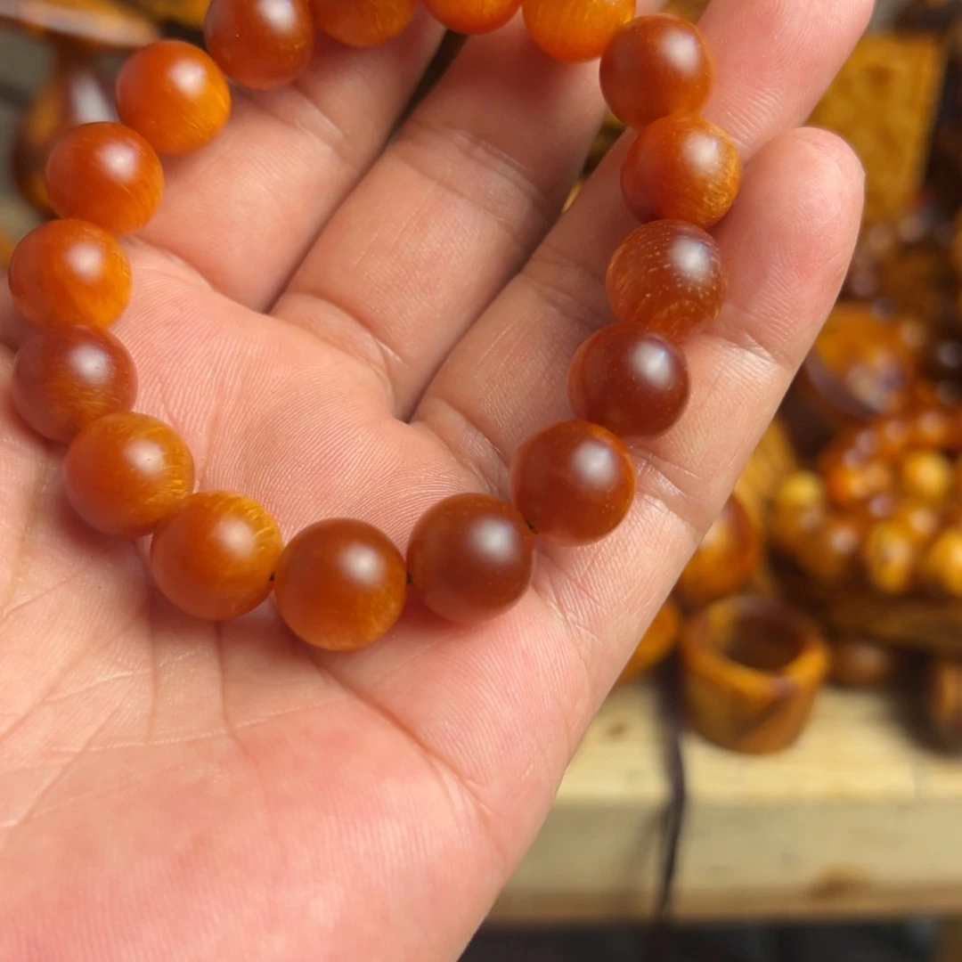 笑***湖松木（琥珀木）无事牌