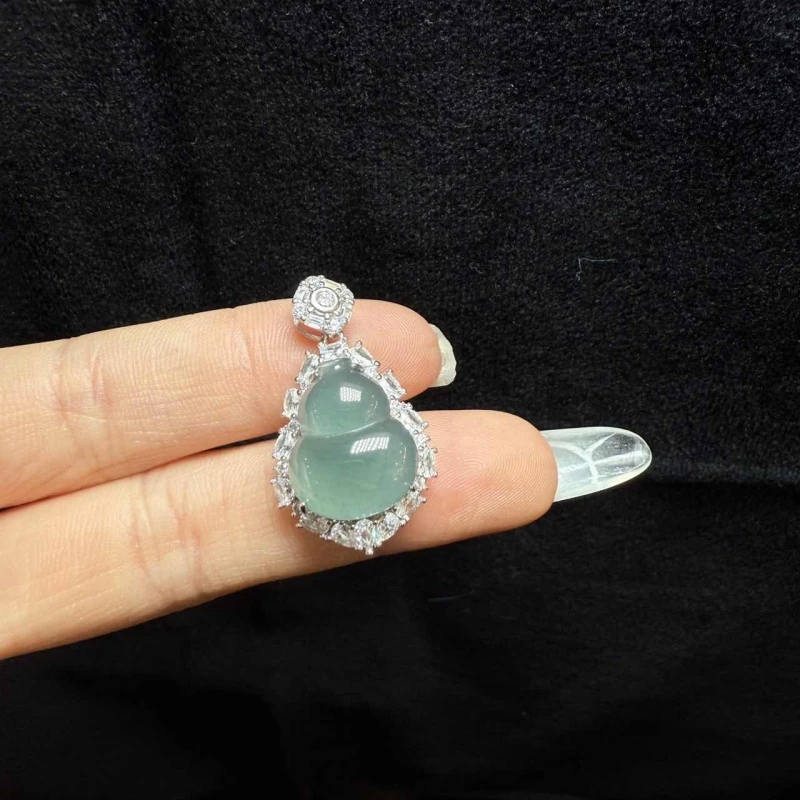 天然翡翠吊坠天然翡翠吊坠【多样性发其一】【多样性发其一】