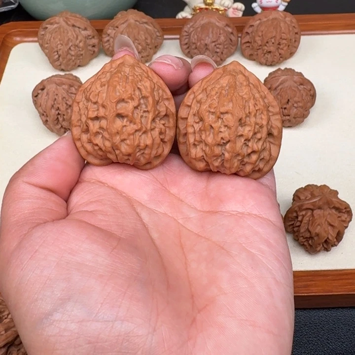 文玩核桃把件全品金牛37