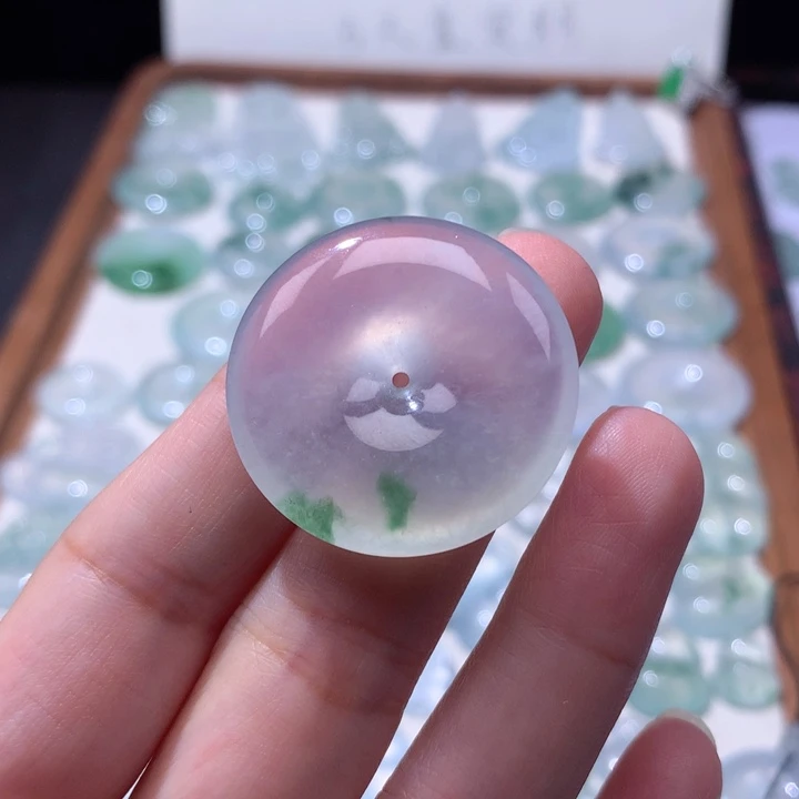 颈饰未镶嵌翡翠高冰飘花平安扣