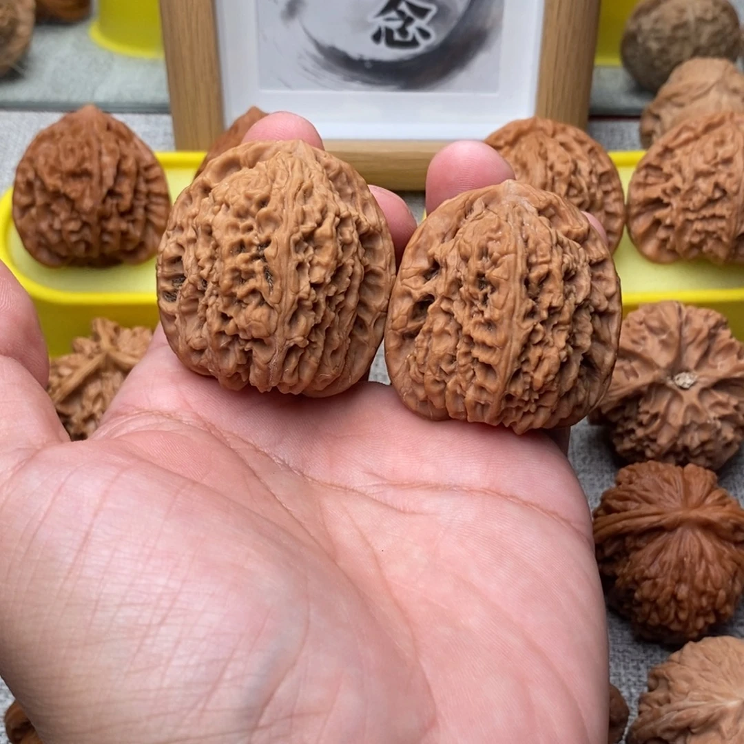 光***张吊坠文玩核桃高炮南疆石42