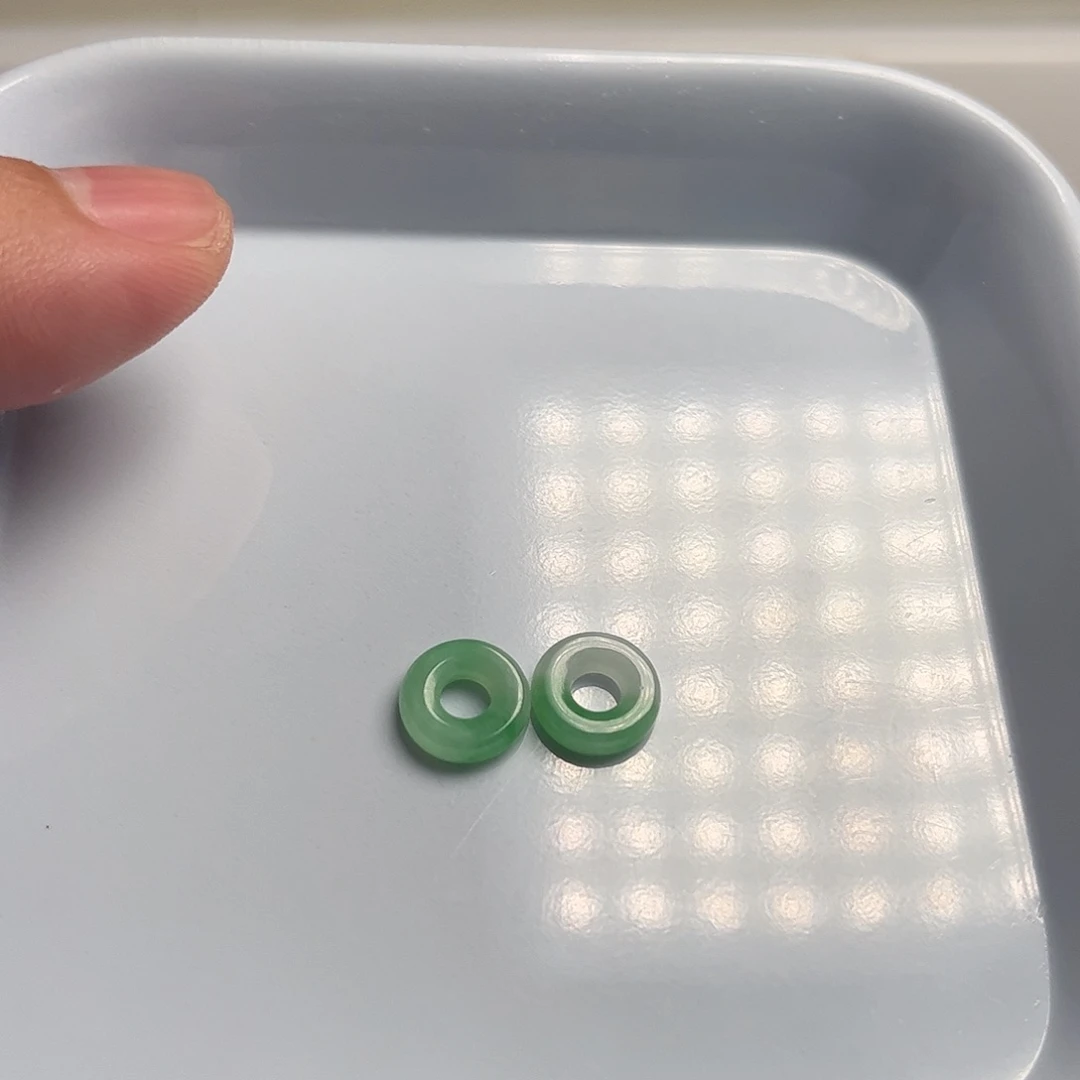 颈饰未镶嵌翡翠天然翡翠